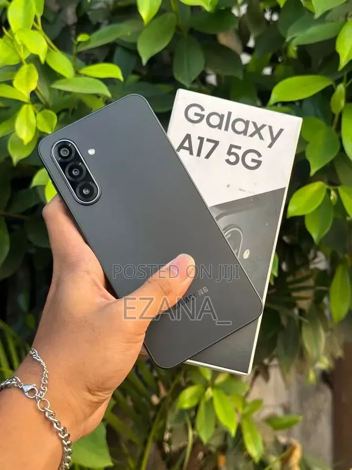 New Samsung Galaxy A17 5G 128 GB Black