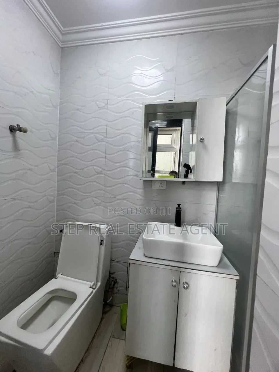 3bdrm Apartment in Bolebulibula for sale