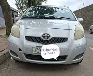 Toyota Yaris 2009 Silver