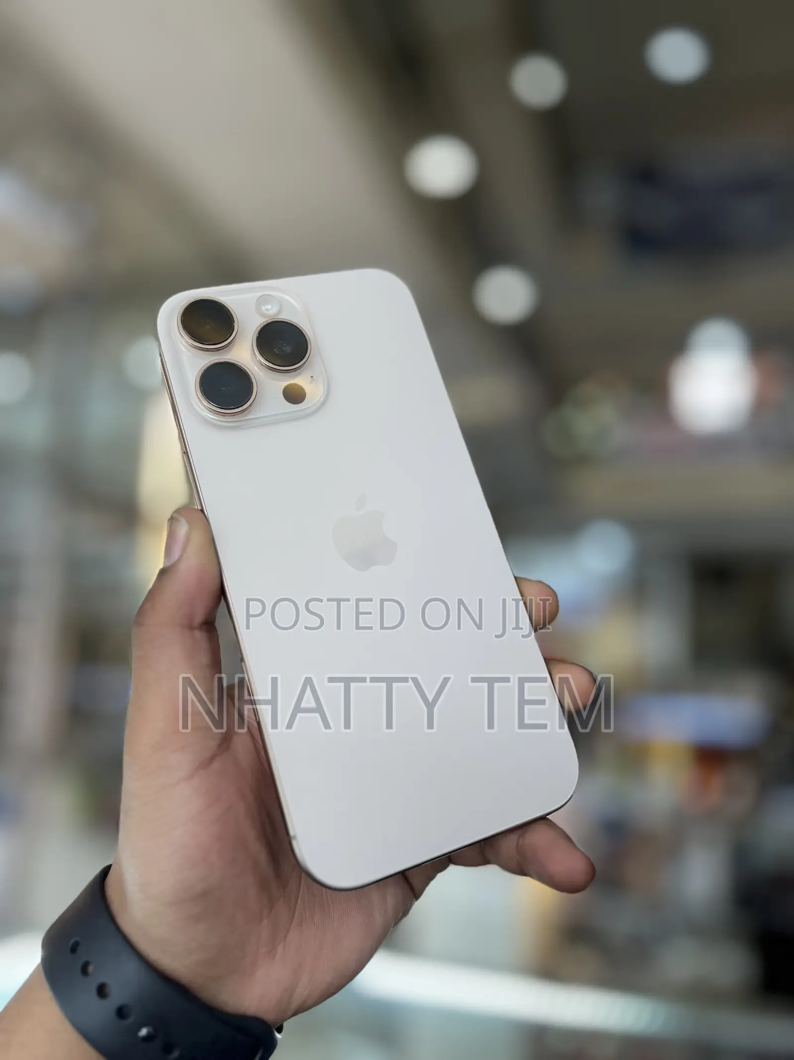 Apple iPhone 16 Pro Max 256 GB Gold