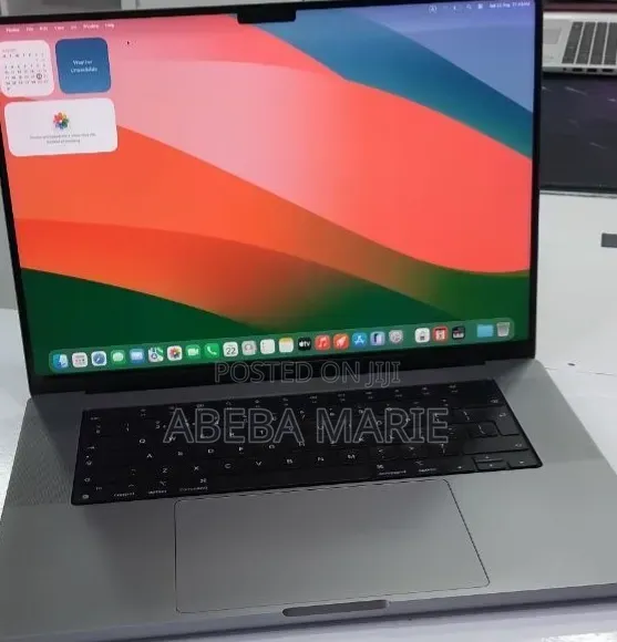 New Laptop Apple MacBook Pro 2021 M1 32GB Apple M1 Pro SSD 1T