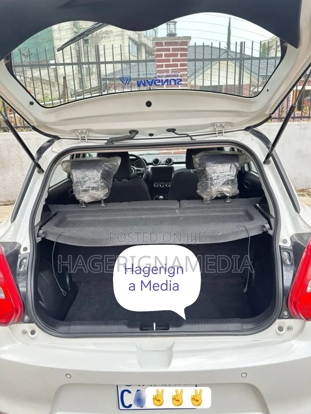 Suzuki Swift 2022 White