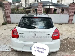 Suzuki Swift 2022 White