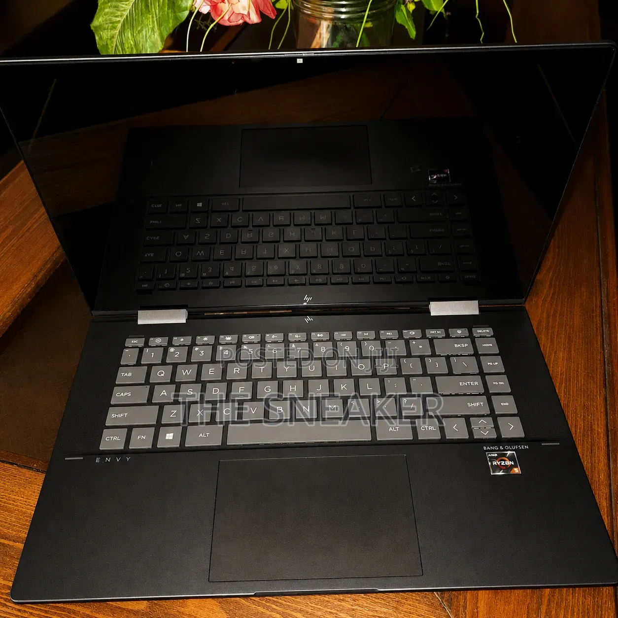 Laptop HP Envy x360 8GB AMD Ryzen 5 SSD 512GB