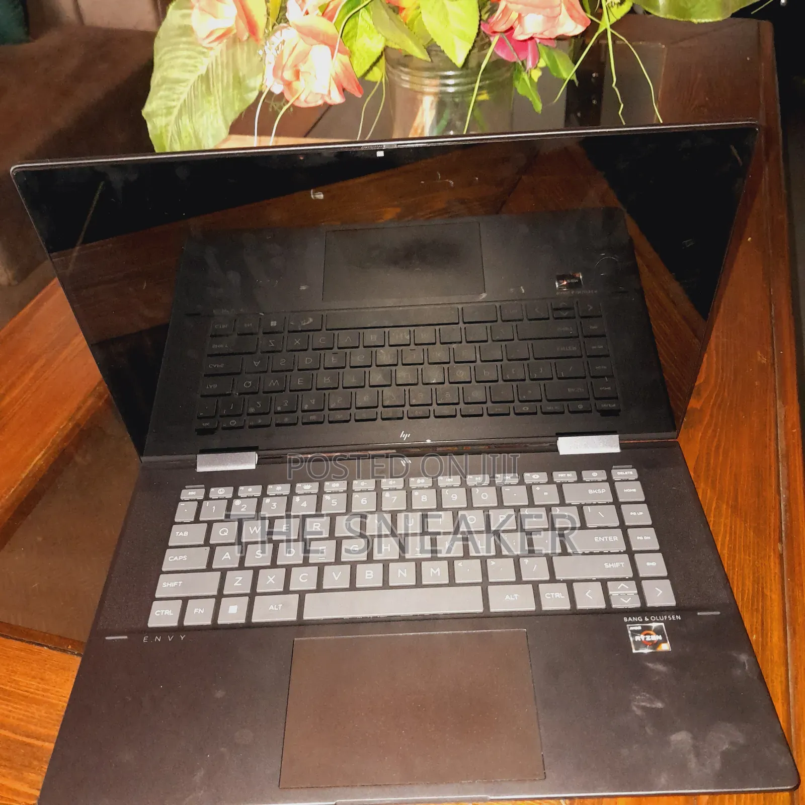 Laptop HP Envy x360 8GB AMD Ryzen 5 SSD 512GB