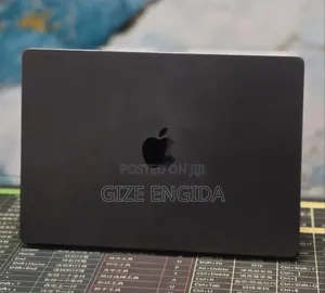 New Laptop Apple MacBook Pro 2024 M4 16GB Apple M4 SSD 512GB