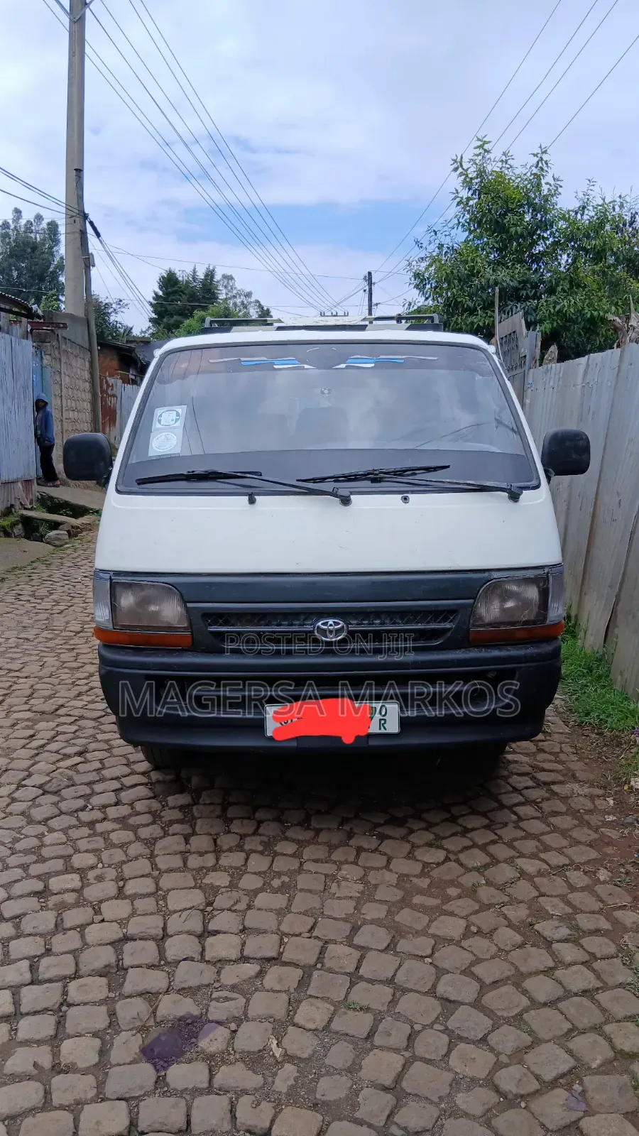 Toyota HiAce 1992 White
