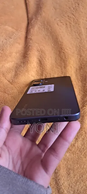 New Infinix Smart 10 64 GB Black