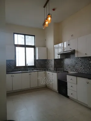 3bdrm Apartment in For Sale 3 Bedroom for sale