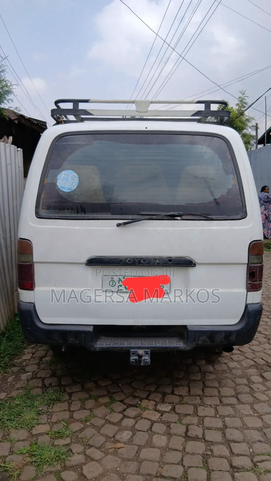 Toyota HiAce 1992 White