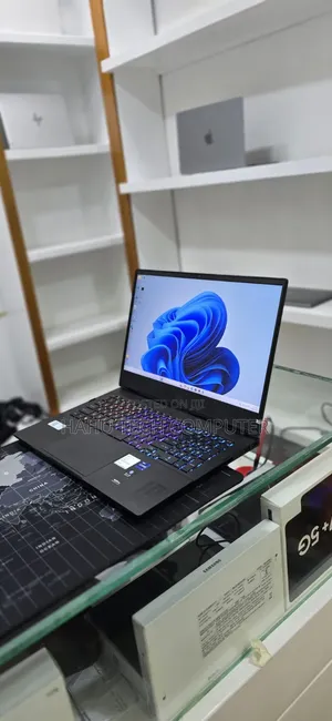 New Laptop HP Omen 16 16GB Intel Core i9 SSD 1T