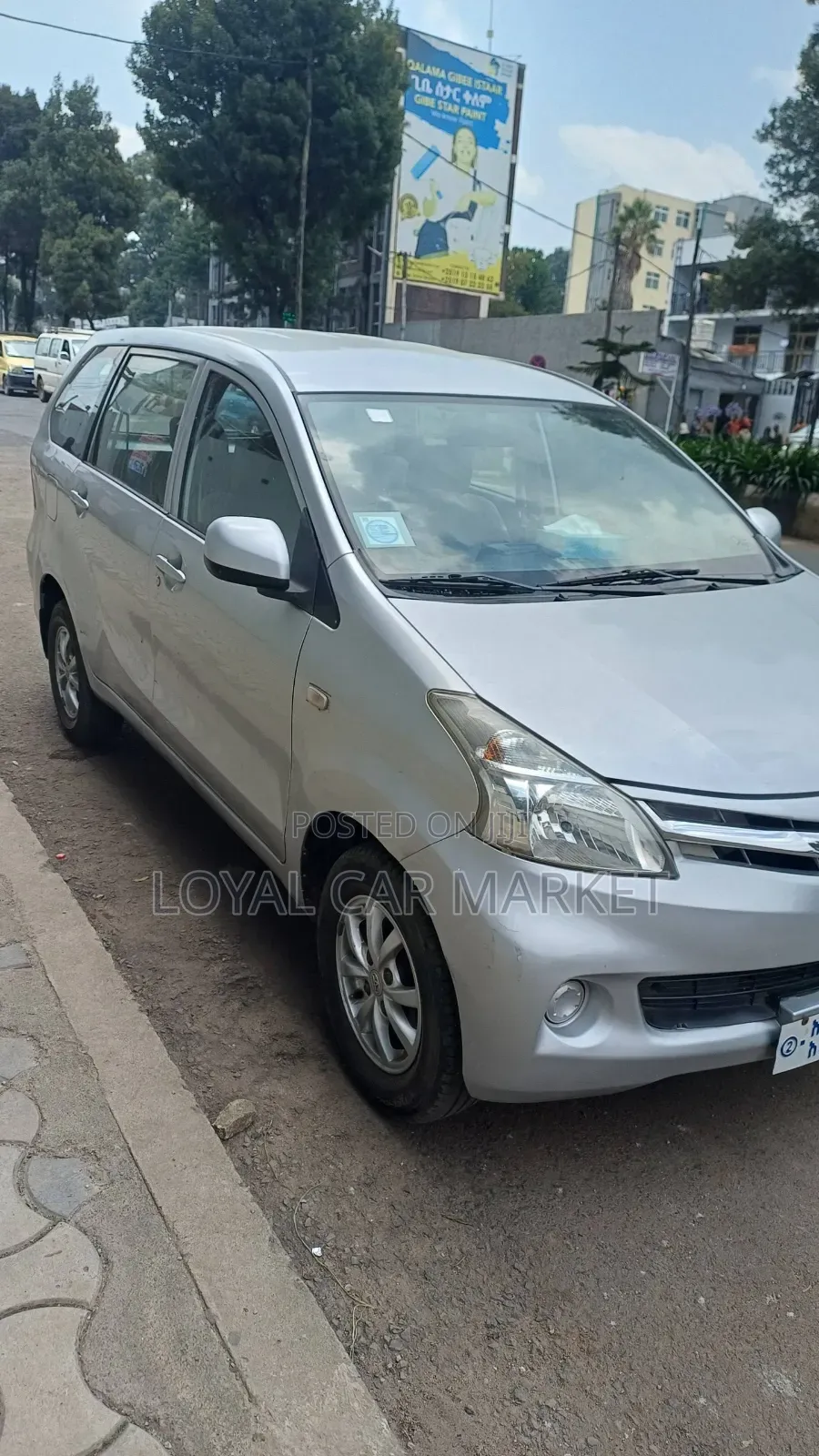 Toyota Avanza 2012 Silver