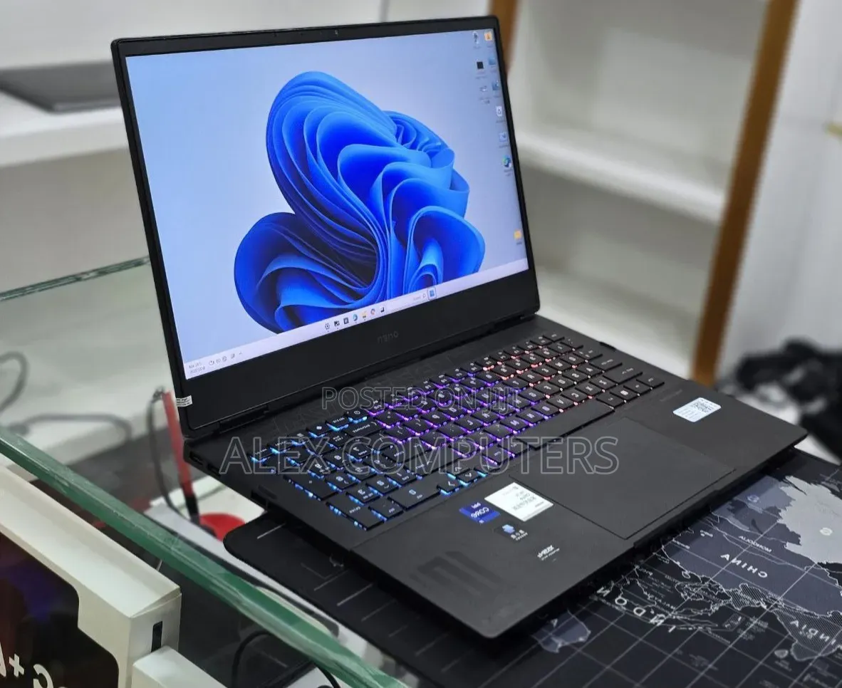 New Laptop HP Omen 16 16GB Intel Core i9 SSD 512GB