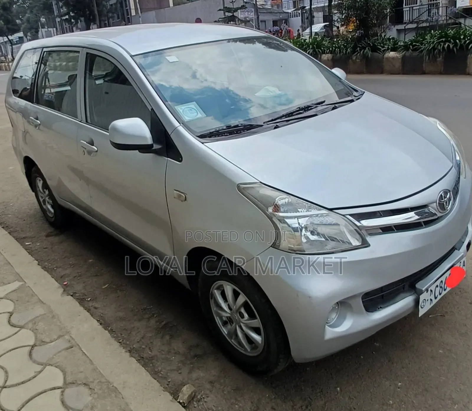 Toyota Avanza 2012 Silver