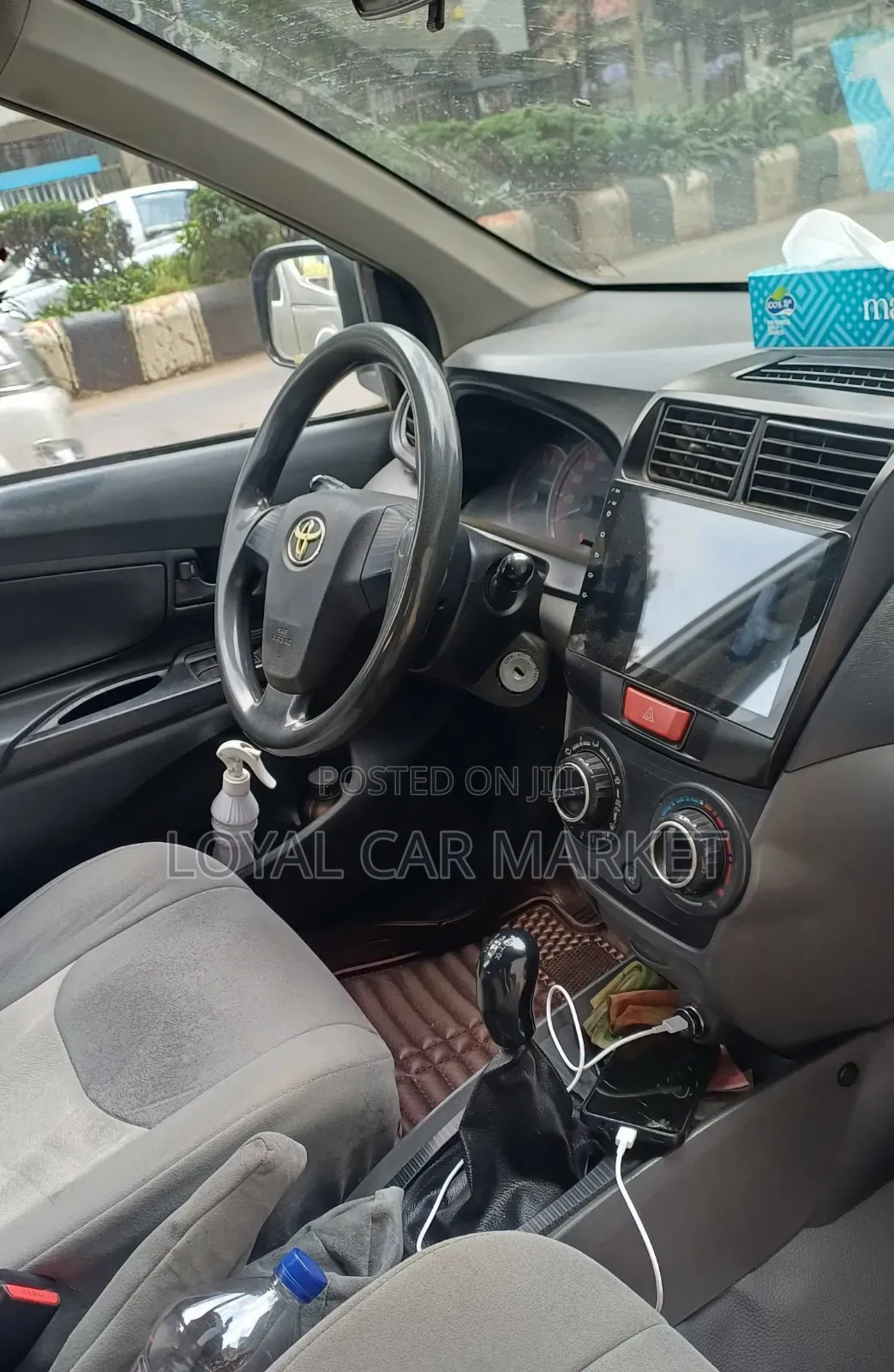 Toyota Avanza 2012 Silver
