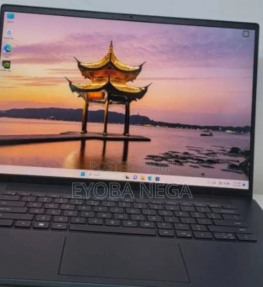 New Laptop Dell Inspiron 15 16GB Intel Core i7 SSD 512GB