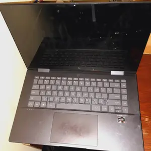 Laptop HP Envy x360 8GB AMD Ryzen 5 SSD 512GB