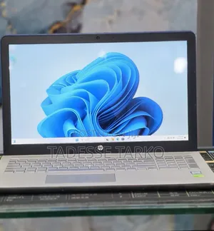 New Laptop HP Pavilion 15 12GB Intel Core i7 HDD 1T