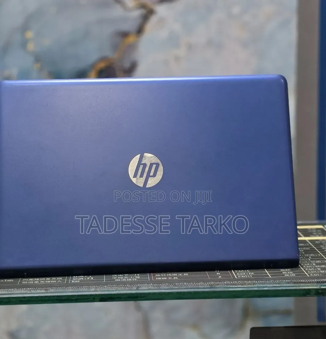 New Laptop HP Pavilion 15 12GB Intel Core i7 HDD 1T