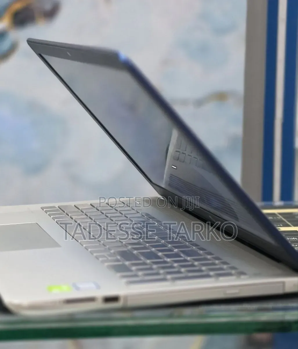 New Laptop HP Pavilion 15 12GB Intel Core i7 HDD 1T