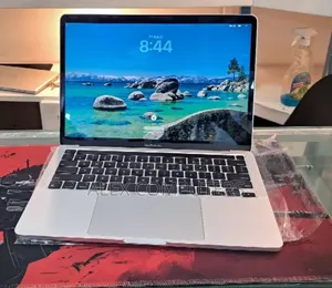 New Laptop Apple MacBook 16GB Apple M1 Pro SSD 1T