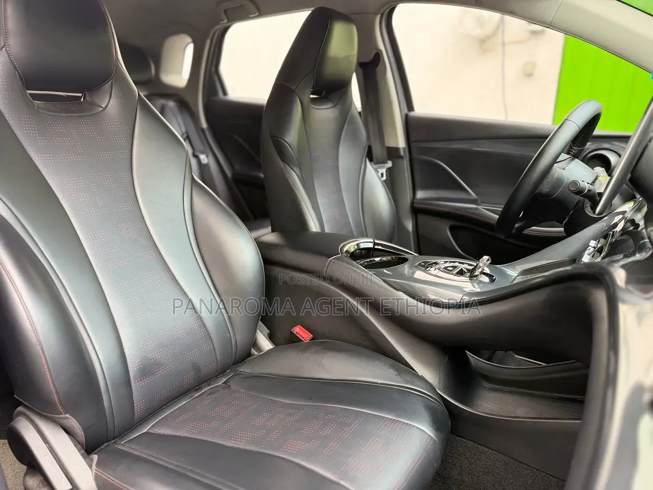 BYD E2 43 kWh 94 hp FWD 2025 Gray