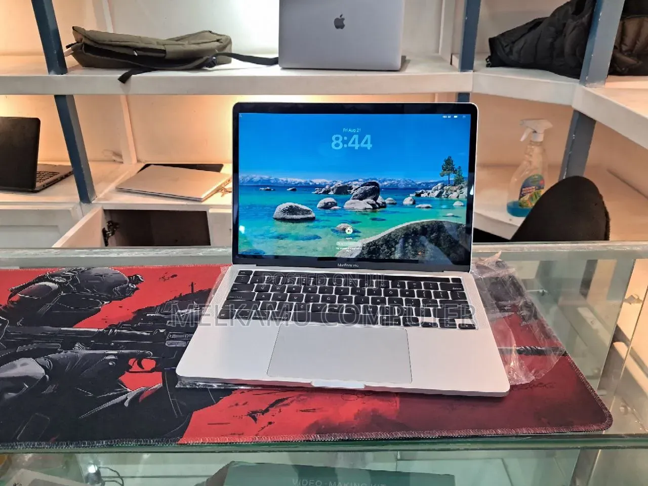 New Laptop Apple MacBook Pro 2020 M1 16GB Apple M1 SSD 1T