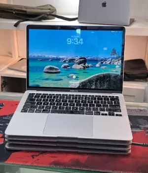 New Laptop Apple MacBook Air 2020 M1 8GB Apple M1 SSD 256GB