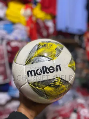 Molten 3200 Original Football