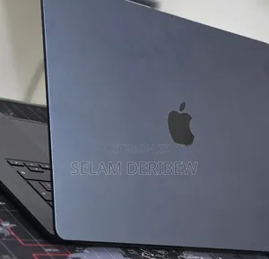 New Laptop Apple MacBook Air 2025 M4 16GB Apple M4 SSHD (Hybrid) 256GB