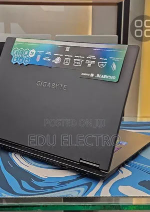 New Laptop Gigabyte GAMING A16 16GB Intel Core i7 SSD 1T