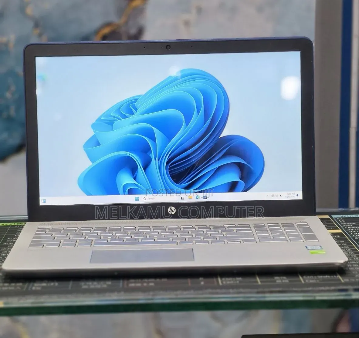 New Laptop HP Pavilion 15 12GB Intel Core i7 HDD 1T