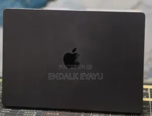 New Laptop Apple MacBook Pro 2024 M4 16GB Apple M4 Pro SSD 512GB