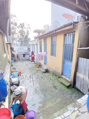 3bdrm House in Yeka for sale