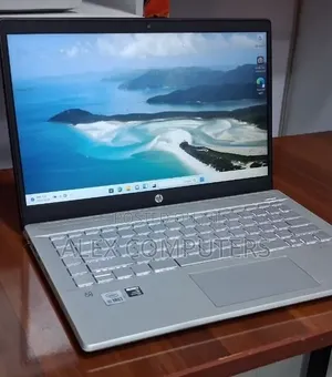 New Laptop HP Pavilion 15 8GB Intel Core i5 SSD 512GB