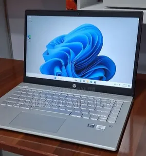 New Laptop HP Pavilion 15 8GB Intel Core i5 SSD 512GB