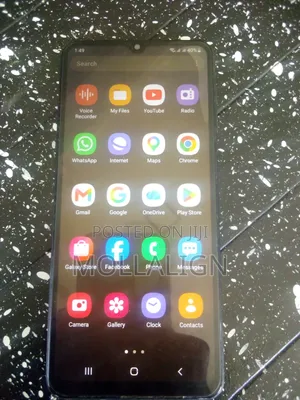 Samsung Galaxy A12 64 GB Black