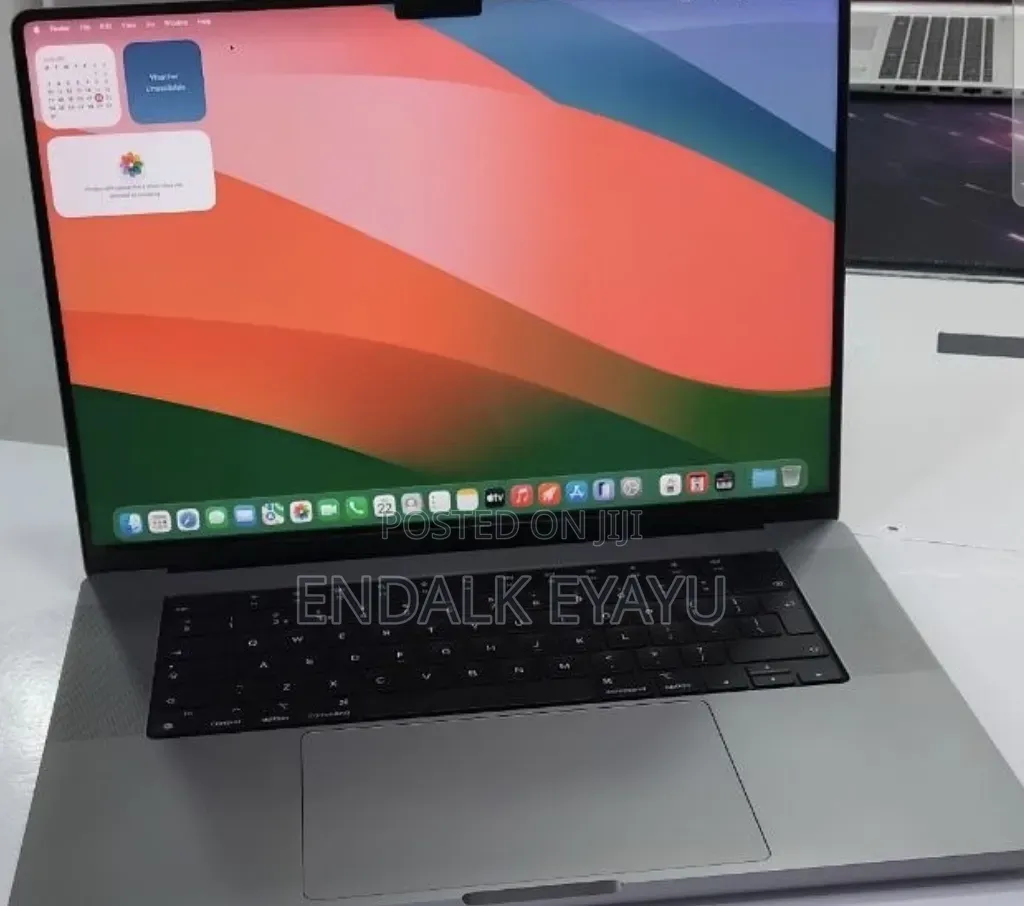 New Laptop Apple MacBook Pro 2021 M1 Max 64GB Apple M1 Max SSD 1T