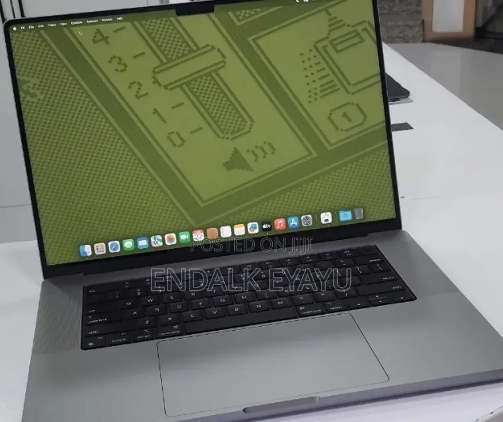New Laptop Apple MacBook Pro 2021 M1 Max 16GB Apple M1 Max SSD 1T