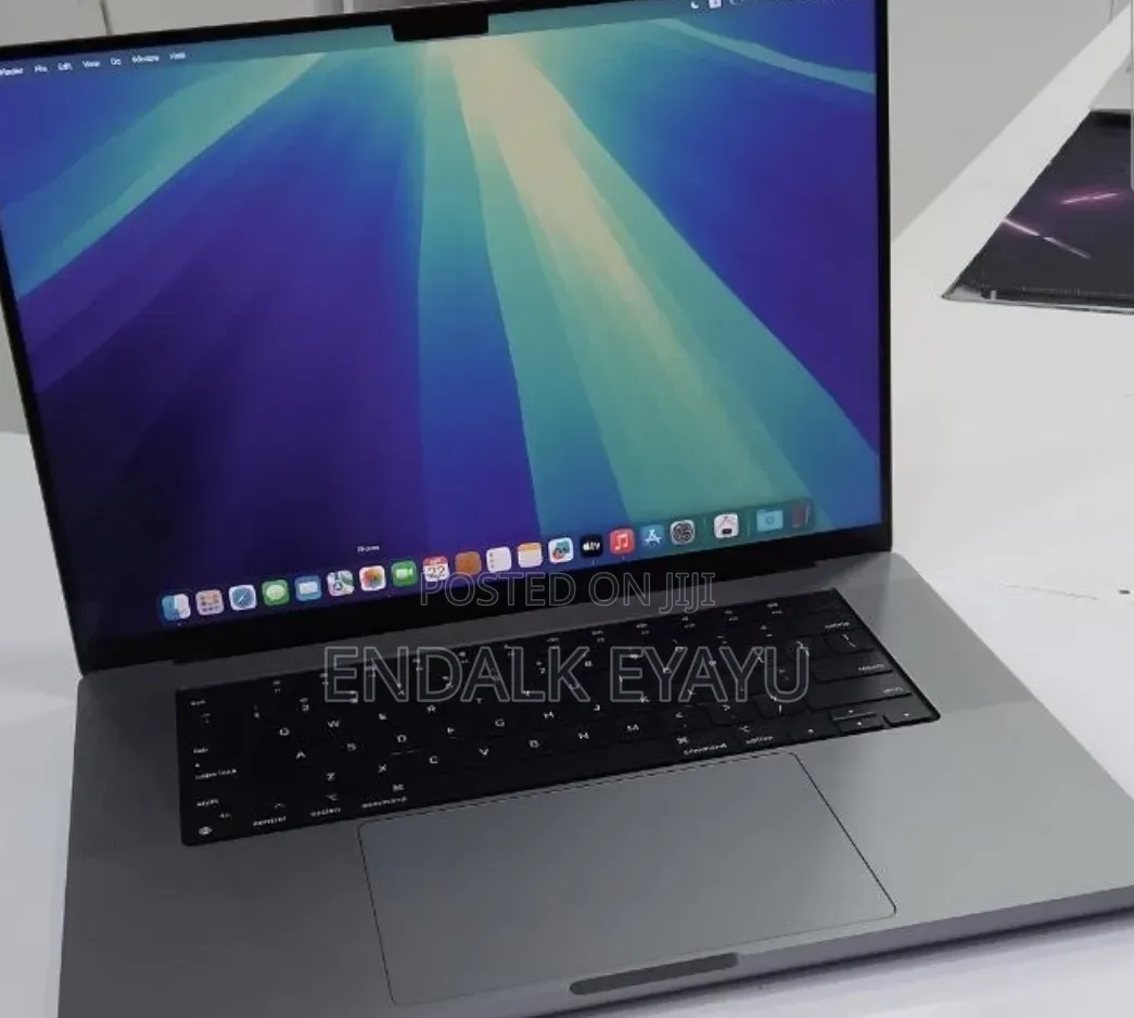 New Laptop Apple MacBook Pro 2021 M1 Max 16GB Apple M1 Max SSD 1T
