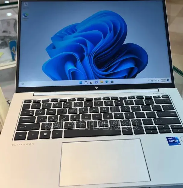 New Laptop HP EliteBook 840 G9 16GB Intel Core i7 SSD 512GB