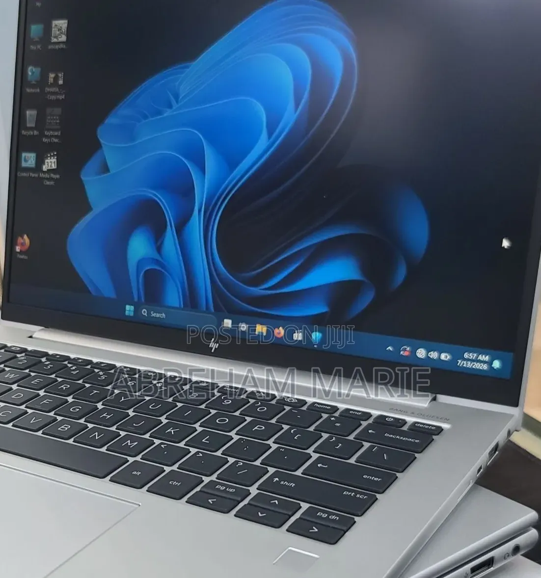 New Laptop HP EliteBook 840 10 16GB Intel Core i7 SSD 512GB