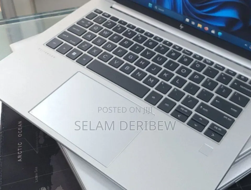 New Laptop HP EliteBook 840 G10 16GB Intel Core i7 SSD 512GB