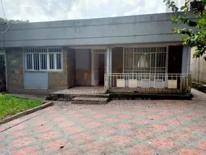 2bdrm Villa in Bole for sale