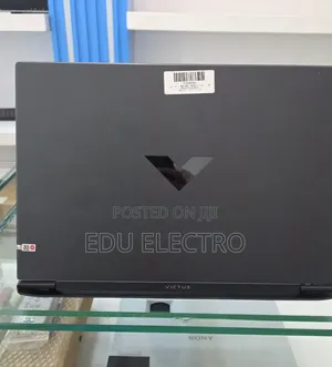 New Laptop HP Victus 16 16GB Intel Core i7 SSD 1T