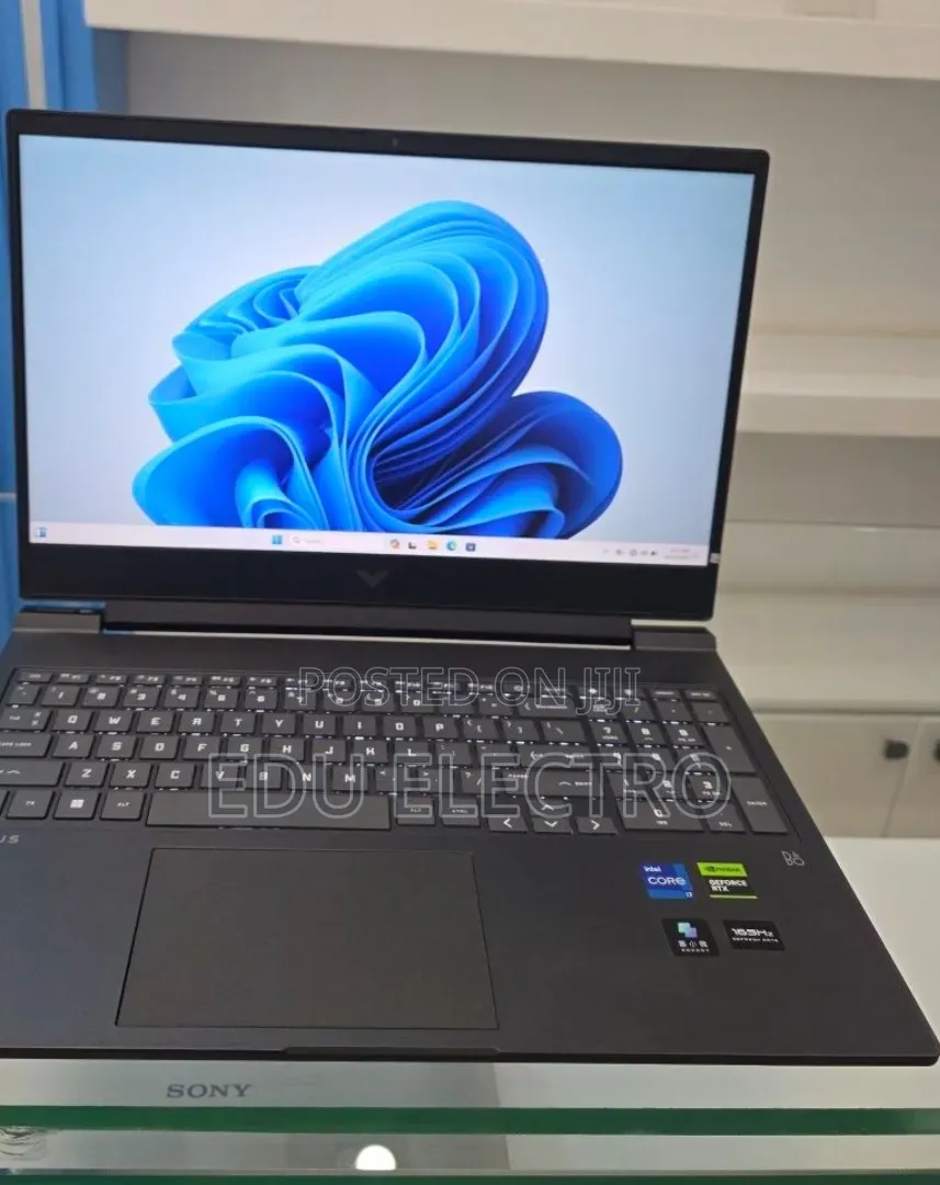 New Laptop HP Victus 16 16GB Intel Core i7 SSD 1T