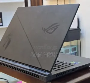 New Laptop Asus ROG Strix G18 16GB Intel Core i9 SSD 1T