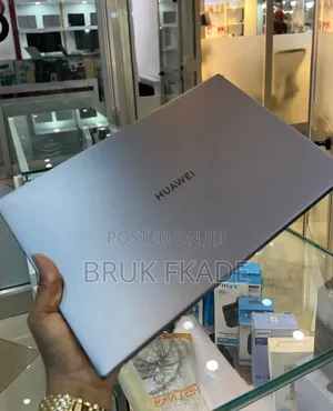 New Laptop Huawei 16GB Intel Core i5 SSD 512GB