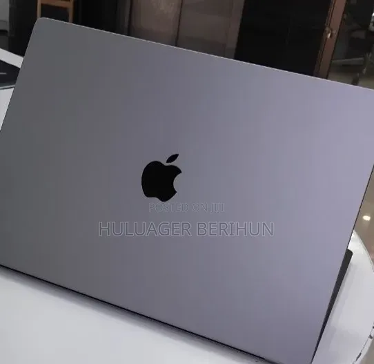 New Laptop Apple MacBook Pro 2021 M1 Max 32GB Apple M1 Max SSD 1T