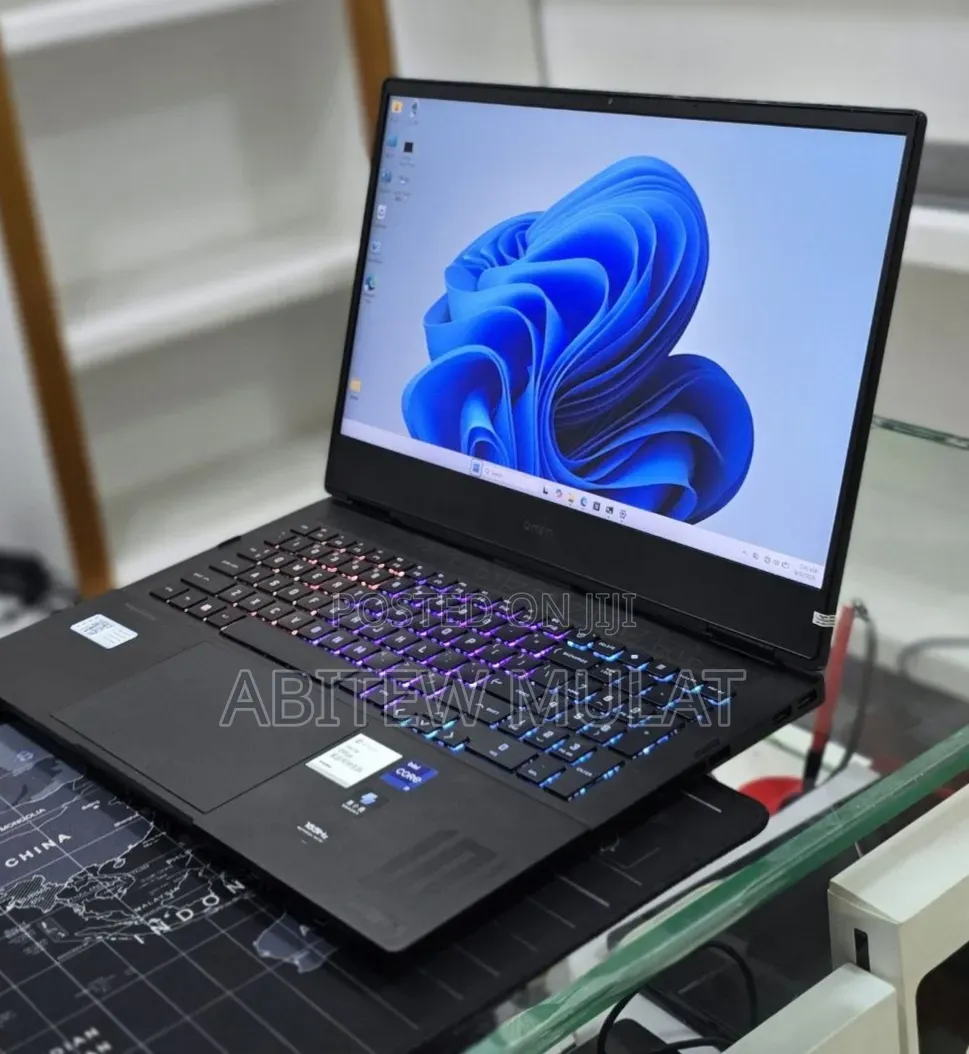 New Laptop HP Omen 16 16GB Intel Core i9 SSD 512GB